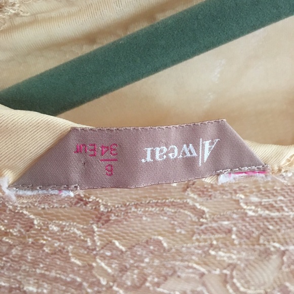 Size 4 Cream Lace Dress - Picture 4 of 5